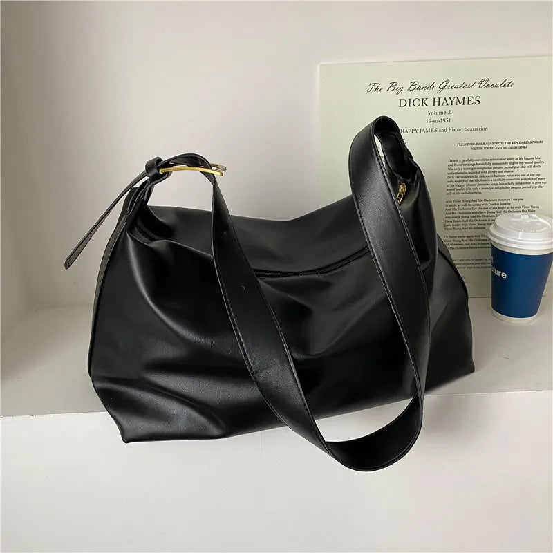 Diseño de almohada vintage PU Leather Boston Handbag para mujeres Bolsas de cuerpo cruzadas de hombro casual de gran capacidad Totas de moda