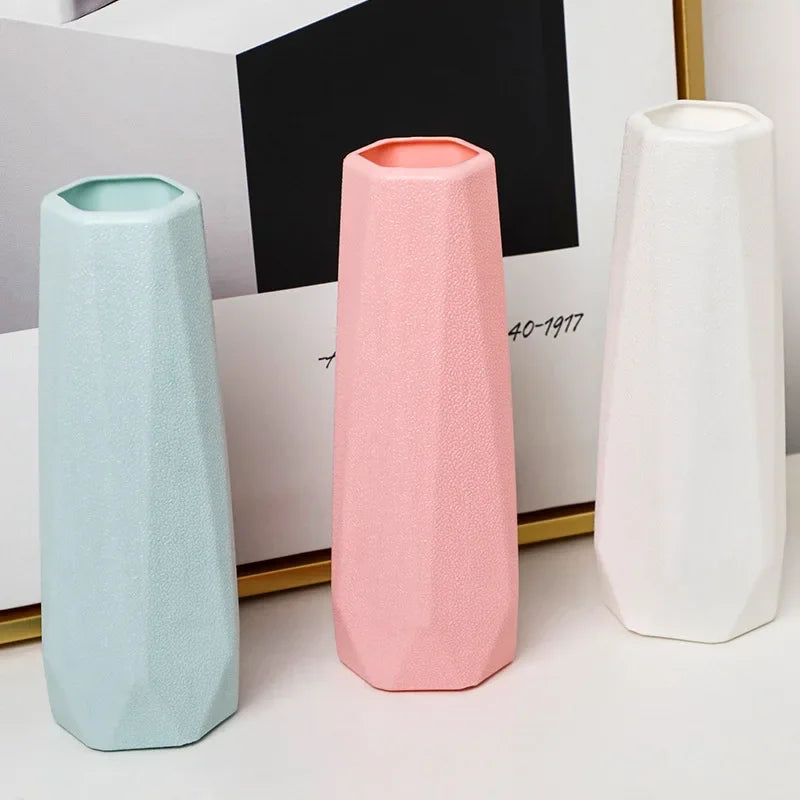 Nordic Style Flower Vase Obývací pokoj Dekorace Ozdoby moderní origamiplastické vázy Pot Flower Aransaments Home Decor