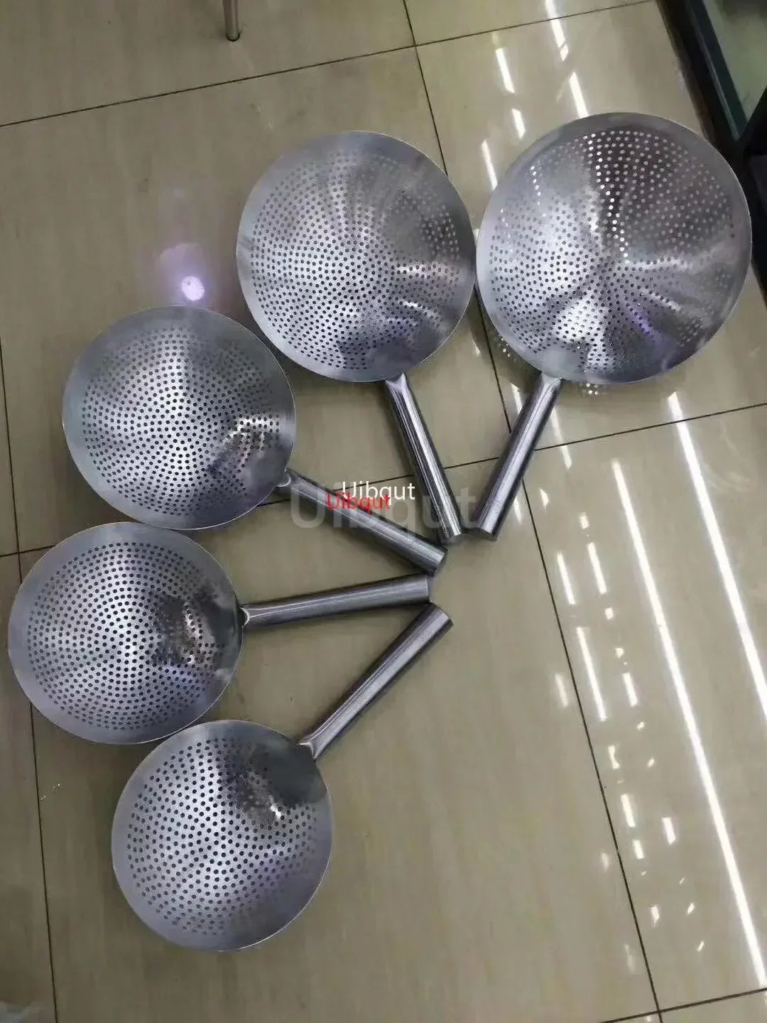 Large Big Thick Stainless Steel Mesh Strainer Colander wok wooden Handle Cookware Oil Flour Sifter Colander Kitchen Cooking wok