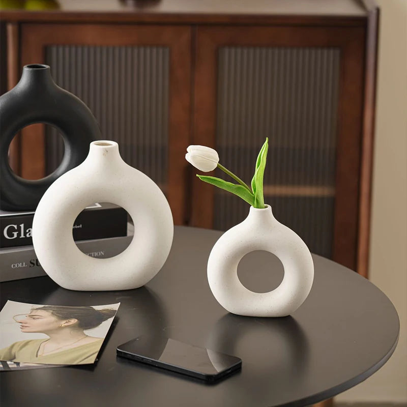 Nordic White Flower Vase Designed Plastic Plant Pot Flower Bud Bottle Weeding Vases Table Desktop Ornaments Living Room Decor꽃병