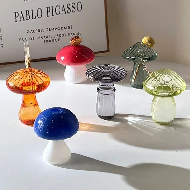 Mushroom Vase Glass Flower Vases Transparent Flower Bottle Vase for Decoration Vase for Flowers Hydroponics Plant Pot Room Decor