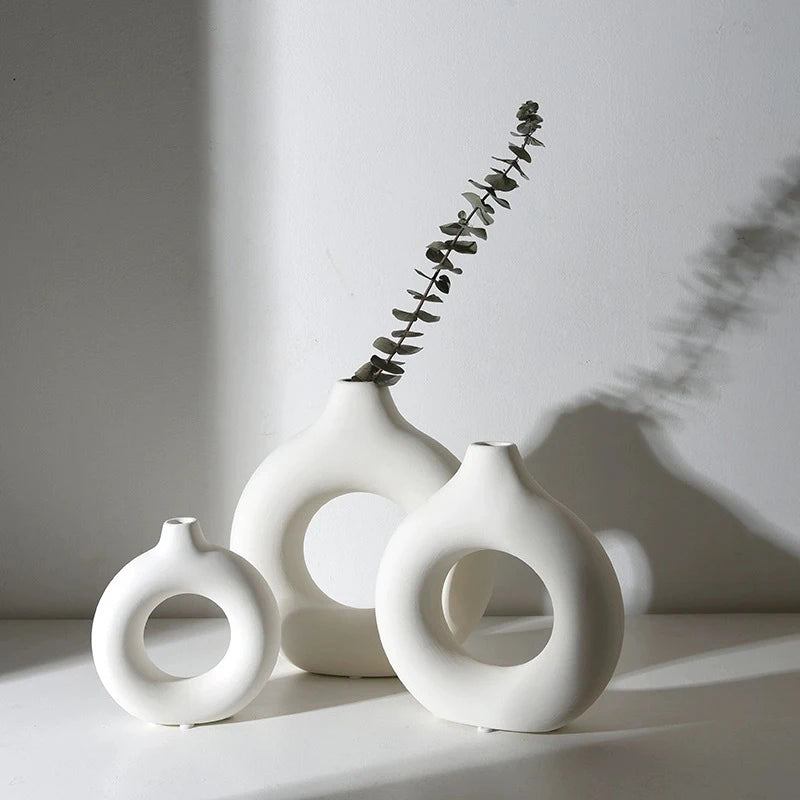Nordic White Flower Vase Designed Plastic Plant Pot Flower Bud Bottle Weeding Vases Table Desktop Ornaments Living Room Decor꽃병