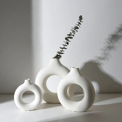 Nordic White Flower Vase Designed Plastic Plant Pot Flower Bud Bottle Weeding Vases Table Desktop Ornaments Living Room Decor꽃병