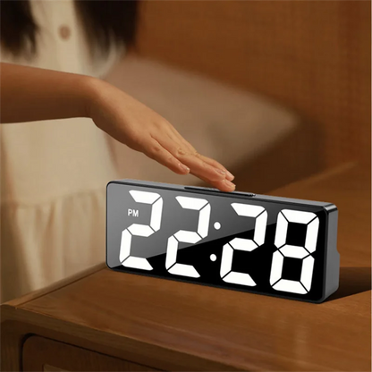 Nieuwste digitale klok LED wekker slaapkamer elektronische bureaubladklok met temperatuurdisplay verstelbare helderheid 12/24 uur